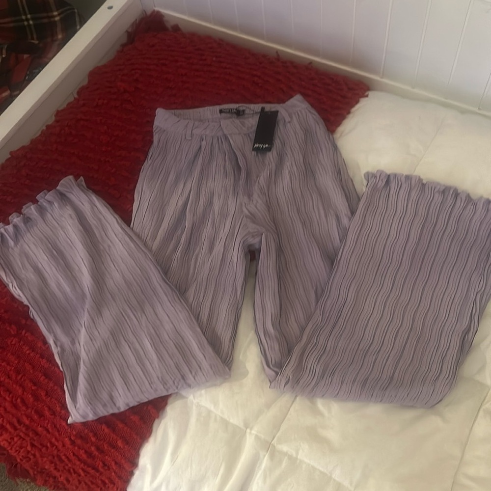 Juniors. Nasty Gal. Polyester pants size 10.